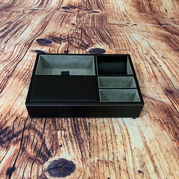 Valet It Will Help you to Organize your Valuables - Picture 3 of 8